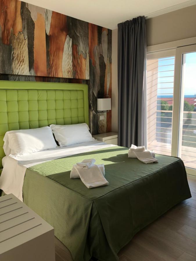 Hotel Boutique Carolina Marina di Castagneto Carducci Extérieur photo